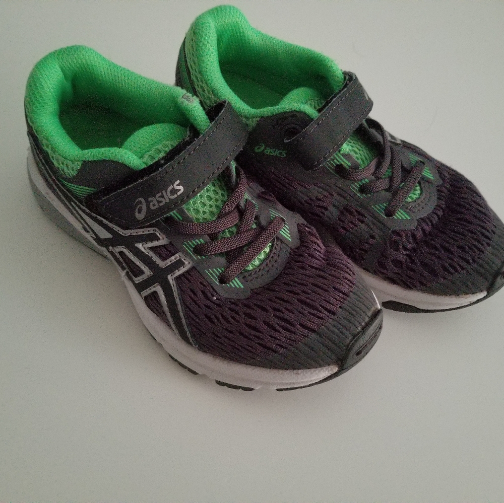 Asics GT-1000 Shoes